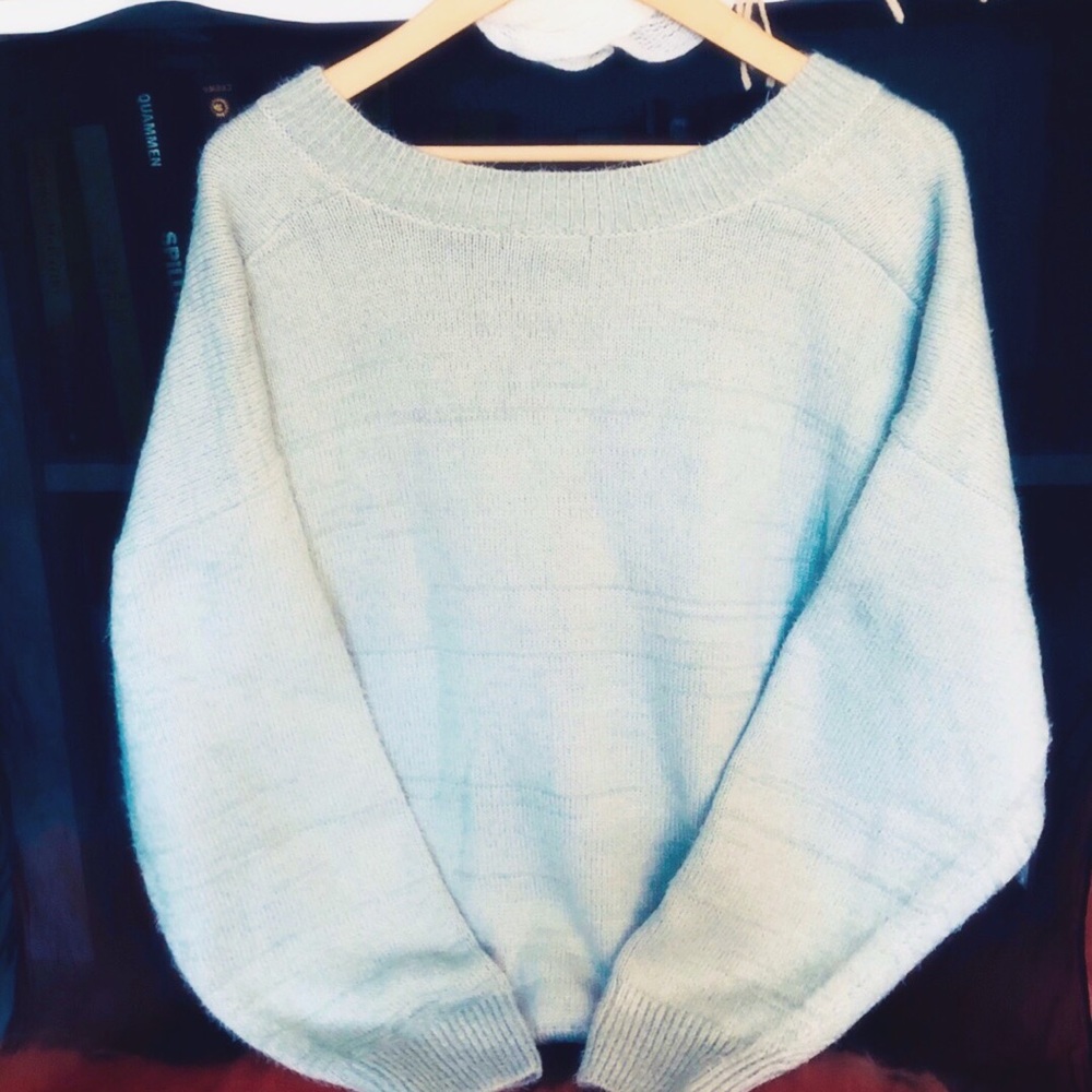 Drop shoulder sweater! Soft and fuzzy! - Picture 5 of 6